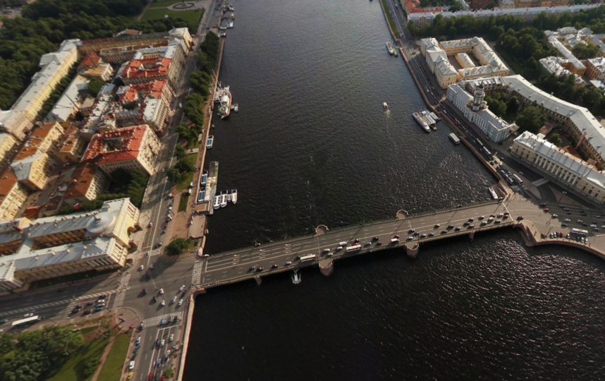 Разводку мостов в Петербурге отменят из-за Дня РФ