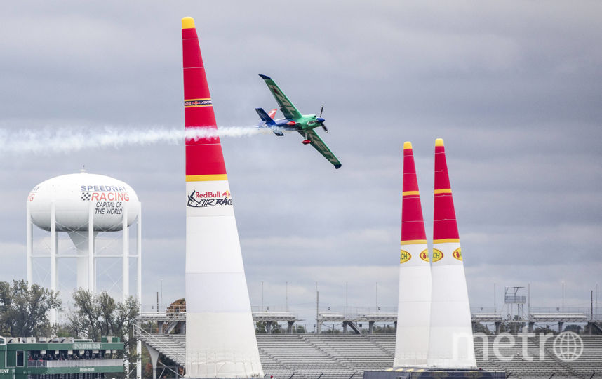        Red Bull Air Race