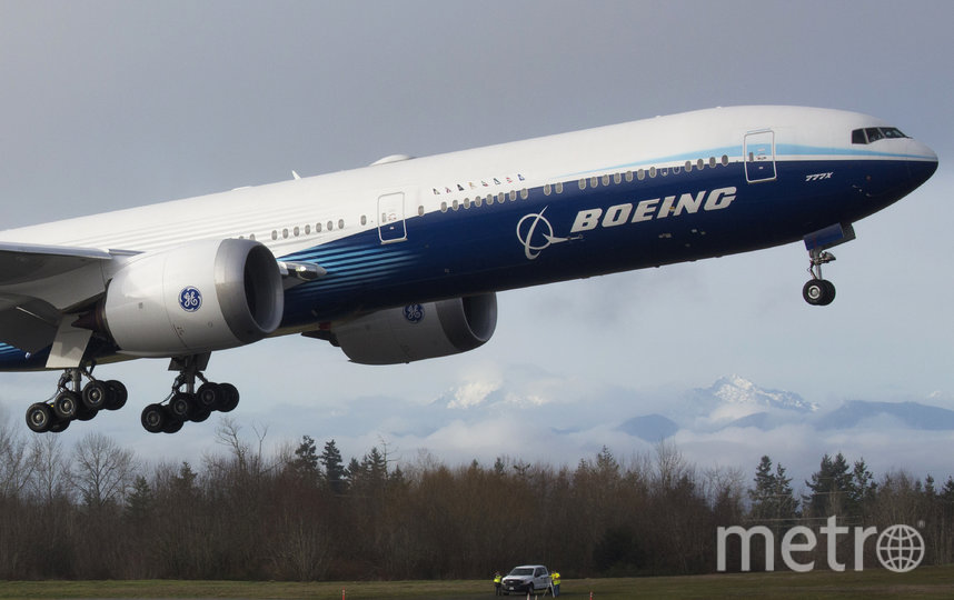   Boeing 777X    