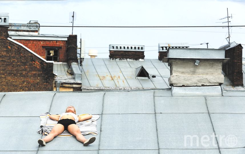 Голые женщины на крыше 78 фото - секс фото 