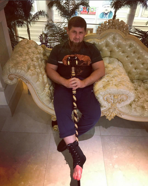 Футбольный матч из-за происшествия с ногой Кадырова остановлен не был. Фото Instagram