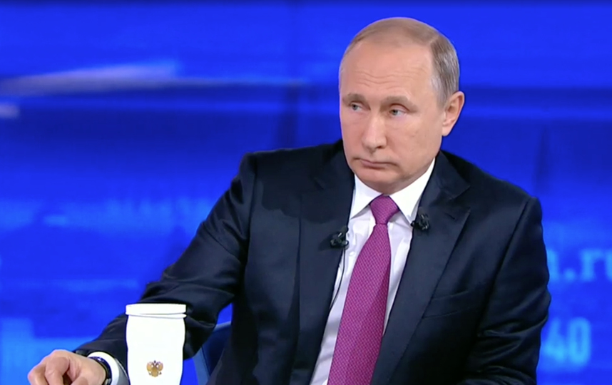 Путин рекомендует Порошенко не расслабляться, ведь в ЕС больше «голубых мундиров»