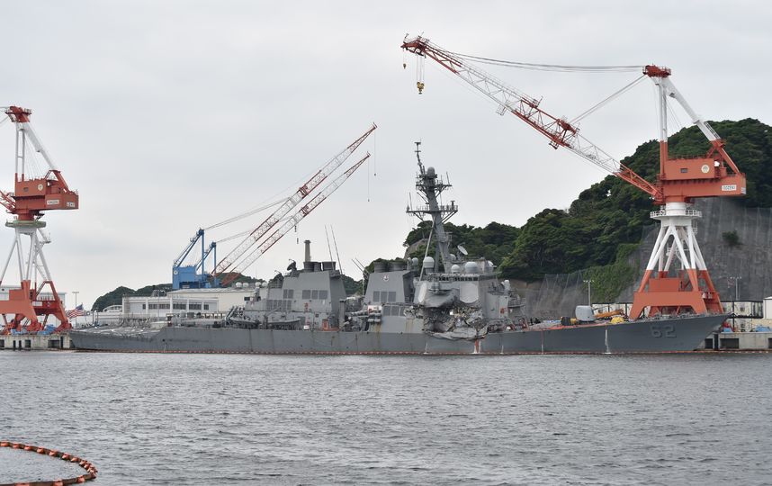 Моряки с эсминца США, пропавшие без вести после трагедии, погибли