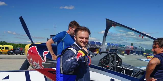 Red Bull Air Race 2017. Red Bull Air Race 2017.