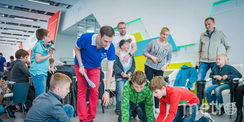 Metro Family Day: Юных петербуржцев ждут на чемпионате роботов Metro