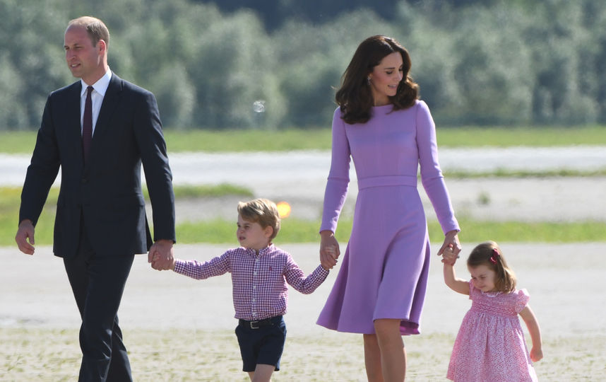 Сын Джордж родился у Кейт и Уильяма 22 июля 2013 года, дочь Шарлотта – 2 мая 2015 года. Фото AFP