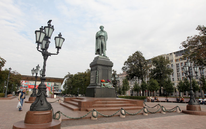 Памятник Пушкину. Фото Василий Кузьмичёнок