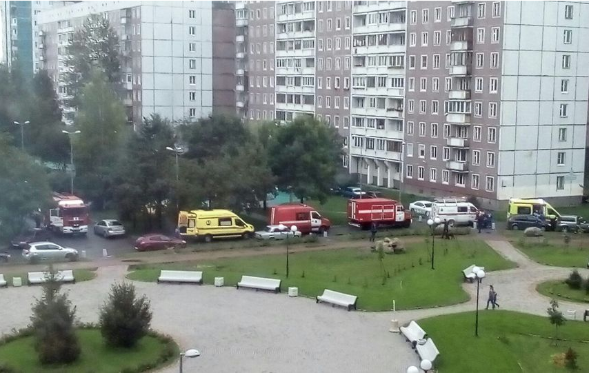 В Петербурге прооперируют прыгнувших из горящего дома молодых людей