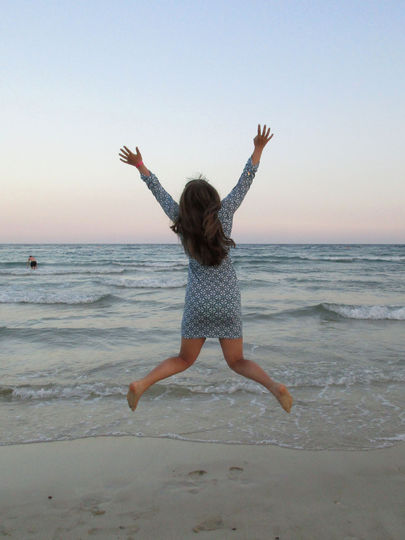 С удовольствием присылаю на конкурс фото мое и моей дочки. Мы провели это лето на Кипре. замечательная погода, изумрудная вода и белые чистые пляжи. Фото Вера Афонина