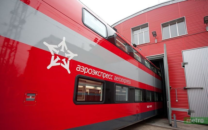 Новый поезд ЭШ-2. Фото Василий Кузьмичёнок
