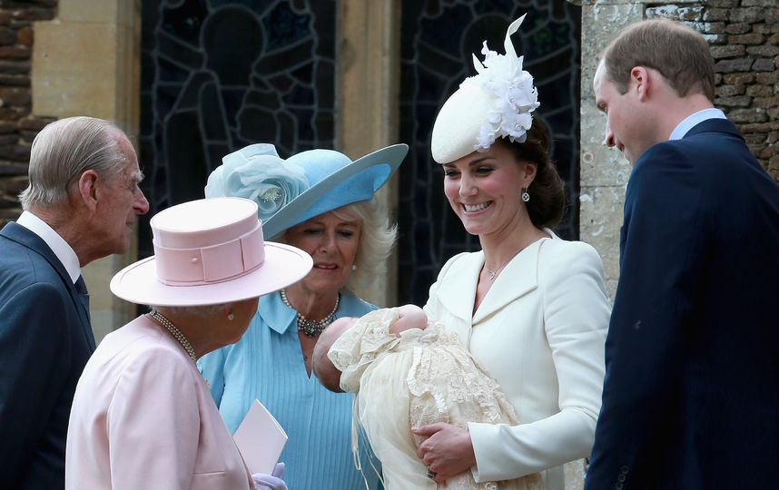 Принц Филипп и королева Елизавета II, Кейт Миддлтон, принц Уильям, Камилла. Фото Getty