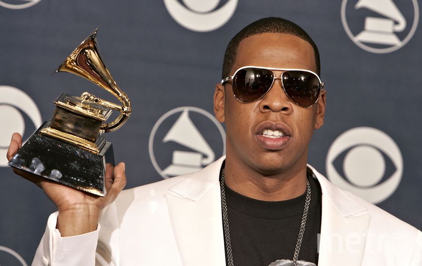 Рэпер Jay-Z со статуэткой'Грэмми