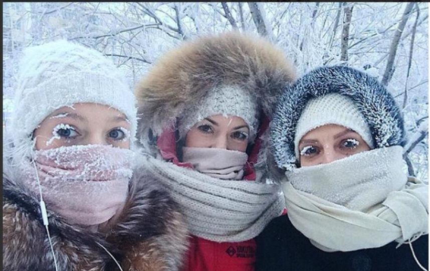 Анастасия Груздева выложила еще одно фото - с подругами. Фото https://www.instagram.com/anastasiagav/