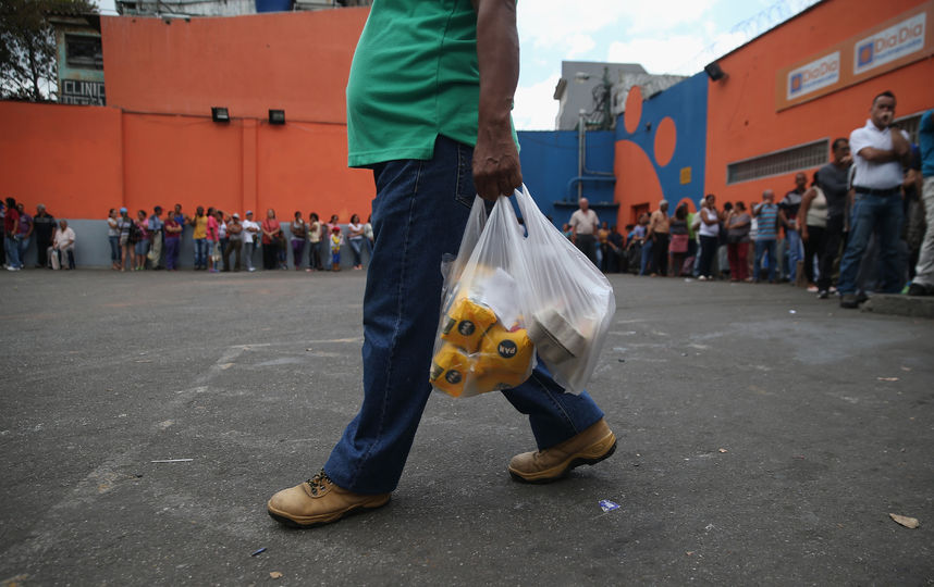 На улицах Венесуэлы. Фото Getty
