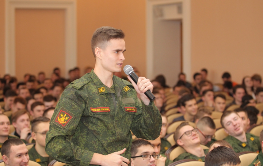 В России откроют первую военную кафедру для девушек. Фото www.unecon.ru