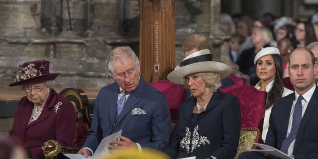 Елизавета II, принц Чарльз, Камилла Паркер-Боулз, Меган Маркл и принц Уильям в Вестминстерском аббатстве. Елизавета II, принц Чарльз, Камилла Паркер-Боулз, Меган Маркл и принц Уильям в Вестминстерском аббатстве.