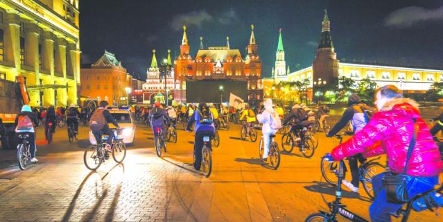 Велоночь в музее – 12 городов Земли. Велоночь в музее – 12 городов Земли.