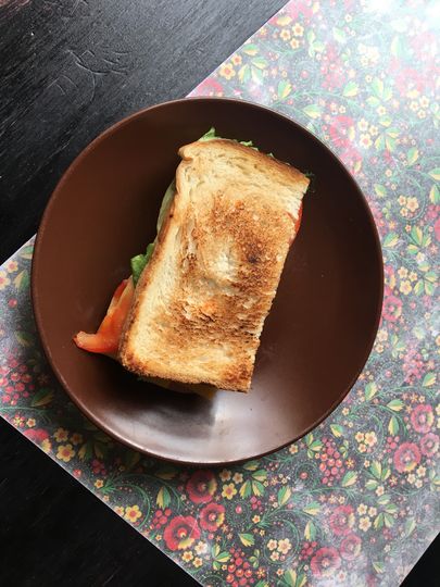 Побег за МКАД: едем в подмосковную усадьбу Середниково на один день. Metro