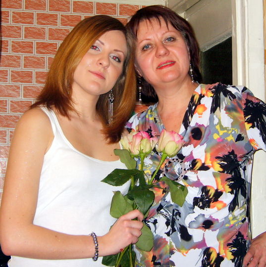 Мама саши алтухова. Мати 15. Мати 15. Мати 15. Мама 15.