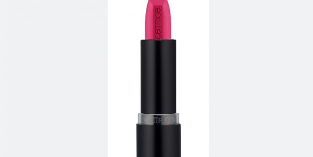   Catrice ultimate matt lipstick 120.