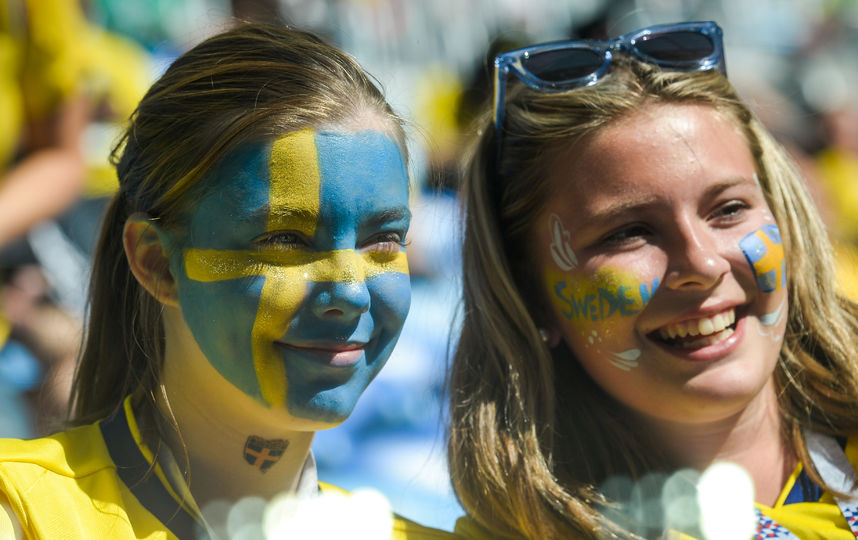 Болельщица матча Швеция – Швейцария. Фото AFP