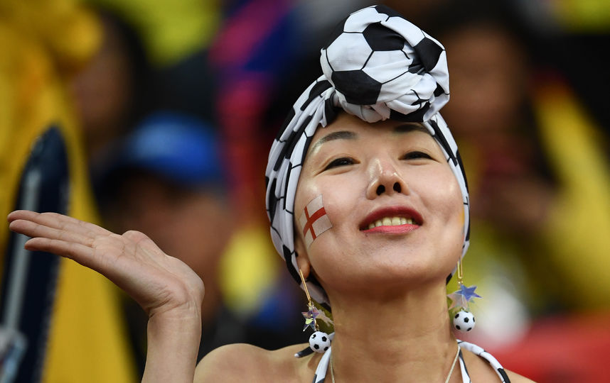 Болельщица матча Колумбия – англия. Фото AFP