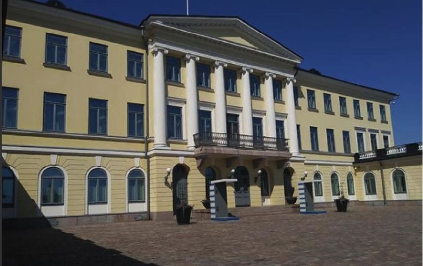 Президентский дворец в Хельсинки. Фото https://www.instagram.com/lucyflighttravel_lft/