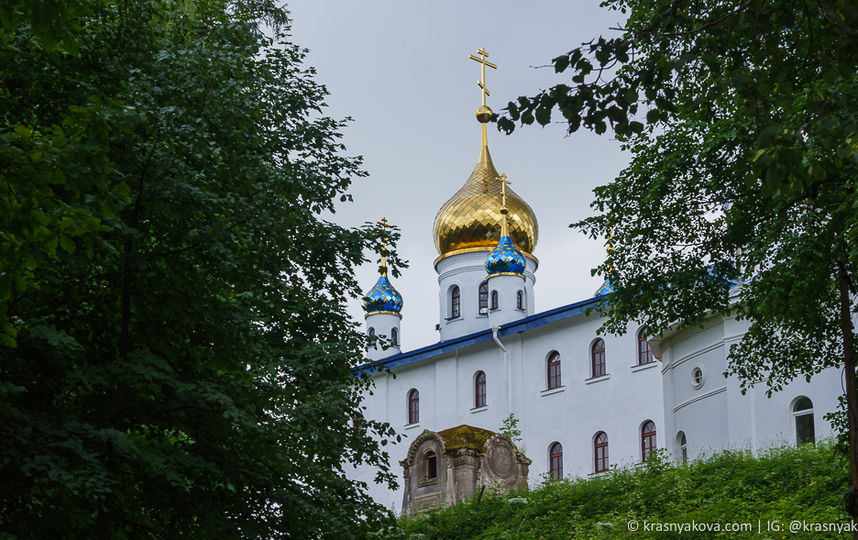 Череменецкий Иоанно-Богословский мужской монастырь. Фото https://krasnyakova.com