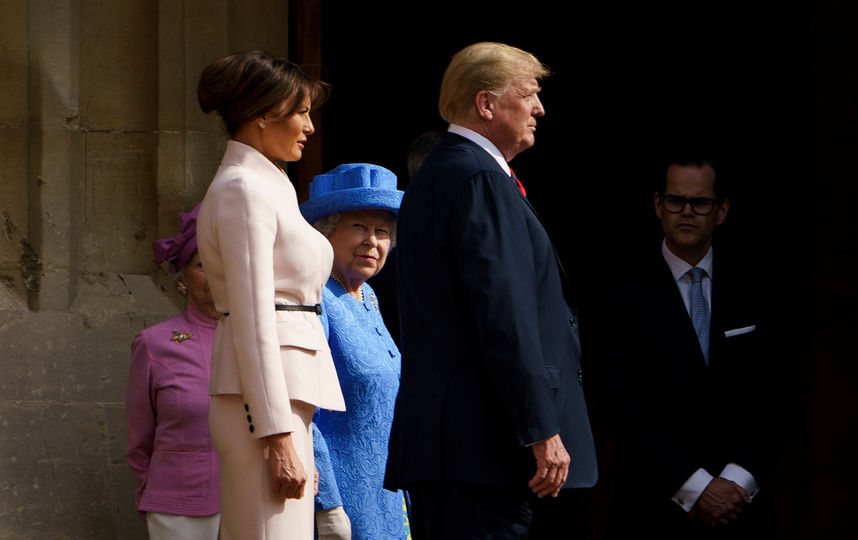 Елизавета II, Дональд и Мелания Трамп. Фото AFP
