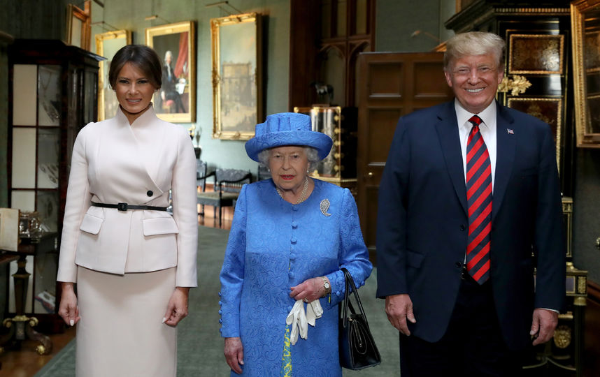 Елизавета II, Дональд и Мелания Трамп. Фото AFP