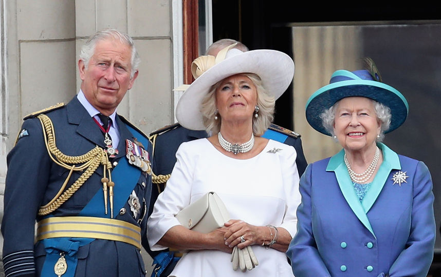 Принц Чарльз, Камилла и Елизавета II. Фото Getty