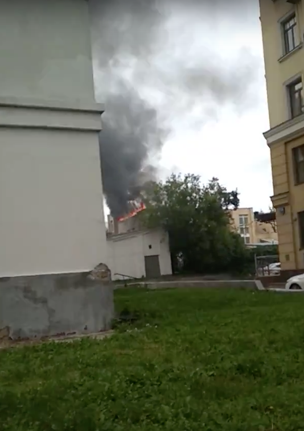 Пожар в Москве. Фото Скриншот видео TimeLord's Channel., Скриншот Youtube