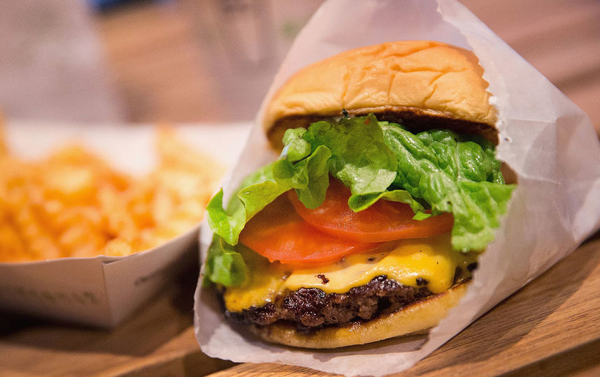 Гамбургер. Фото Getty