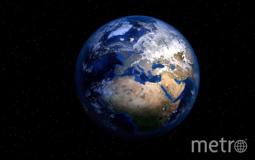 Абсолютное большинство россиян считают что Земля имеет форму шара