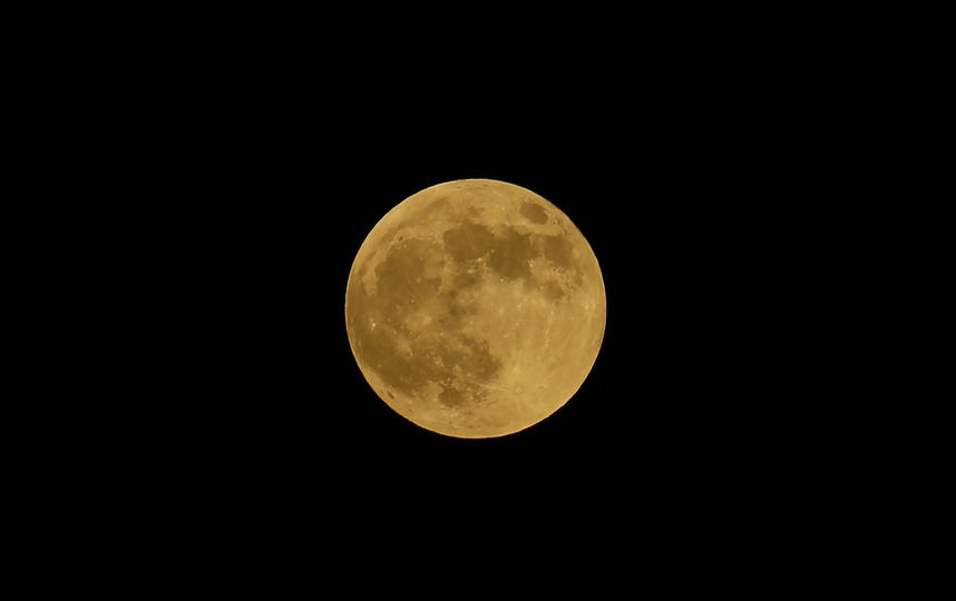 Лунное затмение 27 июля 2018 года. Фото AFP