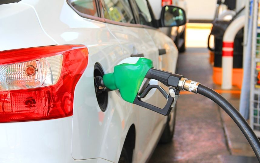 Из-за роста цен на бензин автомобилисты присматриваются к газу. Фото https://pixabay.com