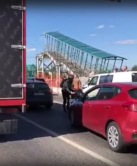 На Ярославском шоссе в Пушкино обвалился мост. Фото vk.com/pushkinosegodnja