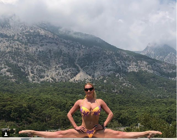 Балерина Анастасия Волочкова на отдыхе в Турции. 