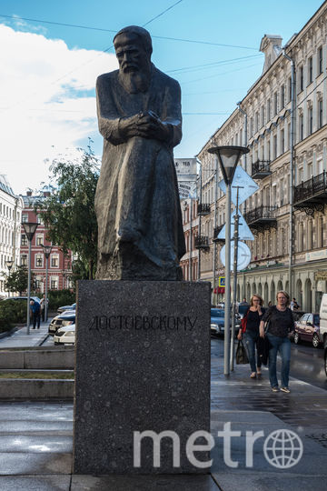Памятник Достоевскому. Фото Святослав Акимов, "Metro"