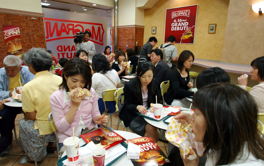 В Японии существует своеобразный культ еды. Фото Getty