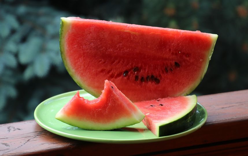 Арбуз богат фруктозой и витаминами. Фото Pixabay