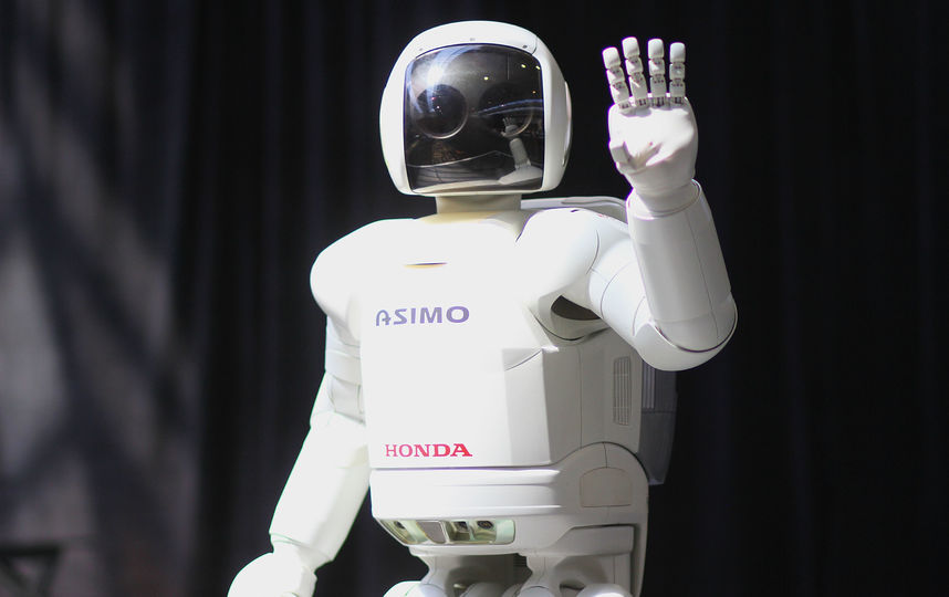 ИИ часто представляют с лицом робота. Фото Getty