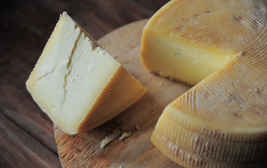 Самый старый сыр в мире оказался полон древних бактерий. Фото Pixabay.com