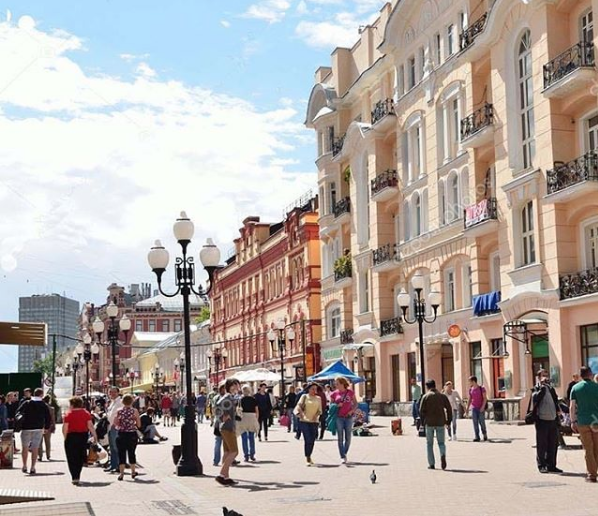 Урбанист выдвинул предложения по изменению Старого Арбата. Фото Скриншот Instagram @yellowtaxi24.ru. Урбанист выдвинул предложения по изменению Старого Арбата. Фото Скриншот Instagram @yellowtaxi24.ru.