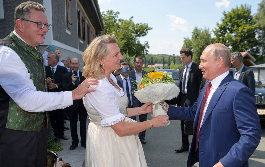 Владимир Путин рассказал о свадьбе главы МИД Австрии. Фото AFP