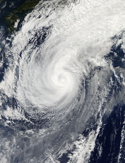 На Японию надвигается Тайфун. Фото Getty