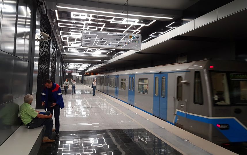 Поезд прибывает на станцию "Говорово". Фото Василий Кузьмичёнок
