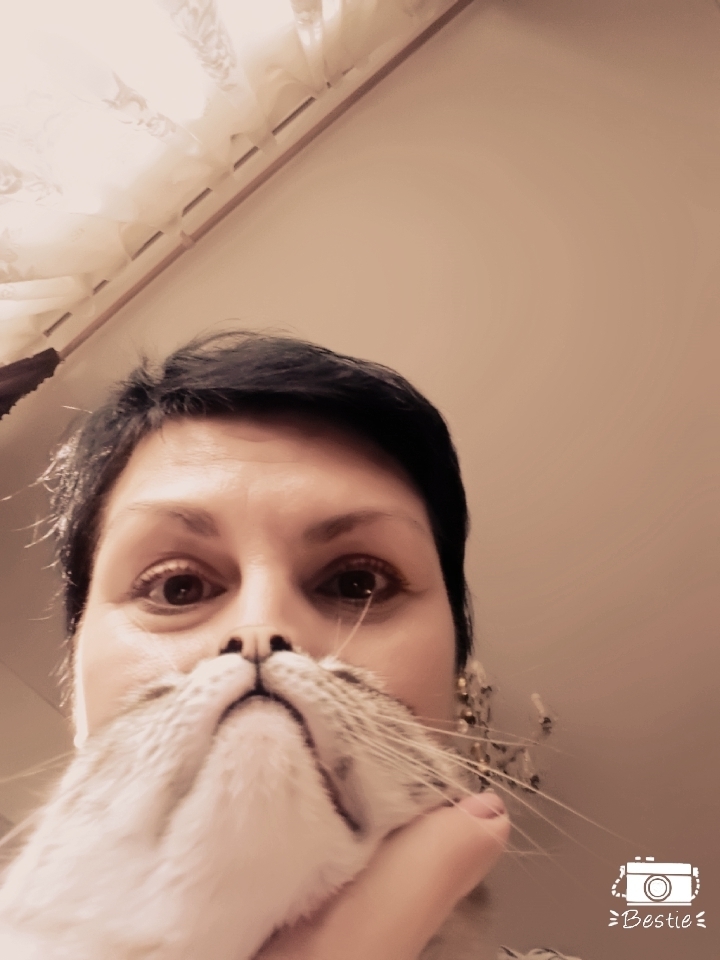 Мы- Алёна и Соня....Борода без кота-не та))). Фото Алёна Мавр