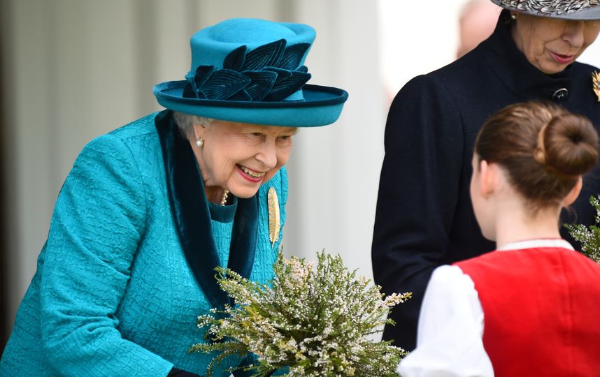 Елизавета II посетила ежегодные игры в Шотландии в 85-ый раз. Фото AFP