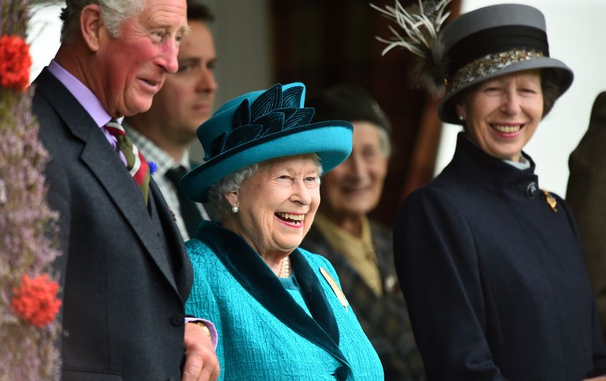 Елизавета II посетила ежегодные игры в Шотландии в 85-ый раз. Фото AFP